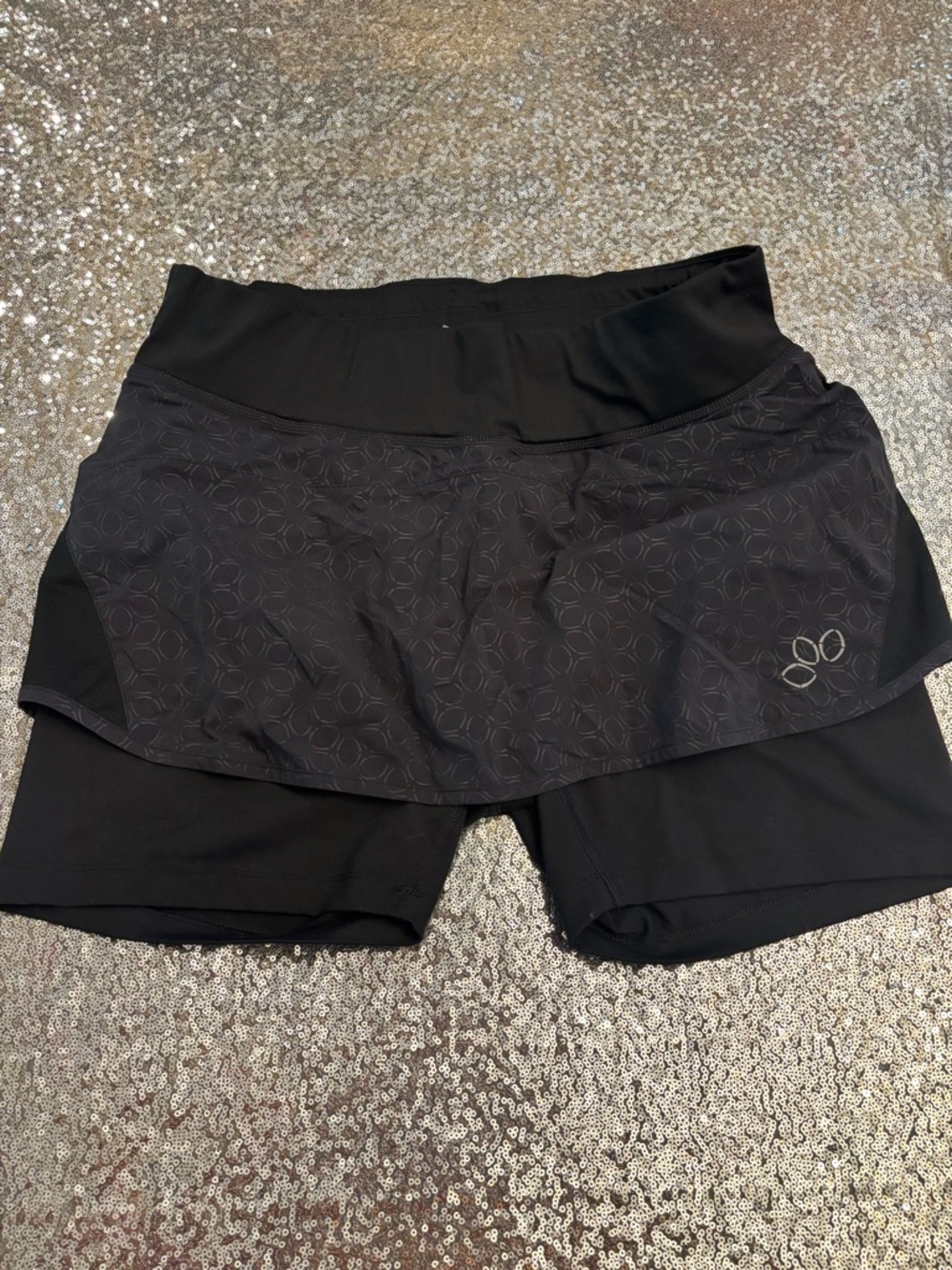 Black Women's Active Skort with Subtle Geometric Print